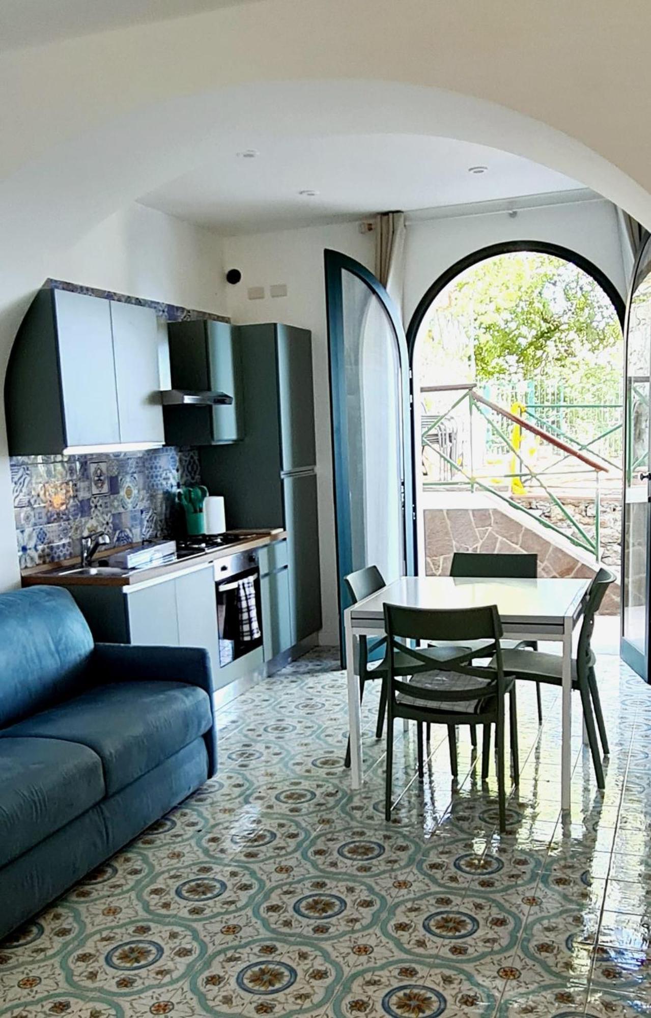 Blu Costiera Apartamento *