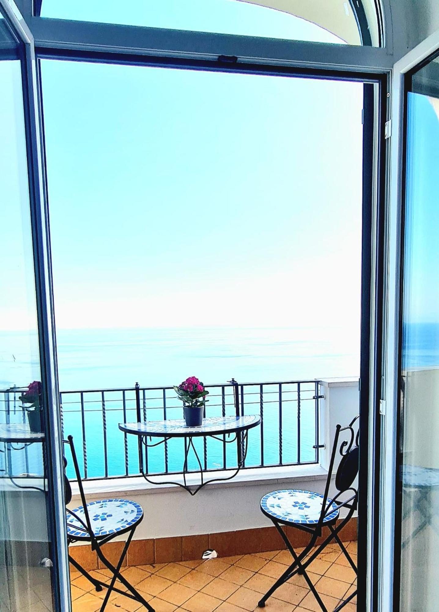 Blu Costiera Apartamento *